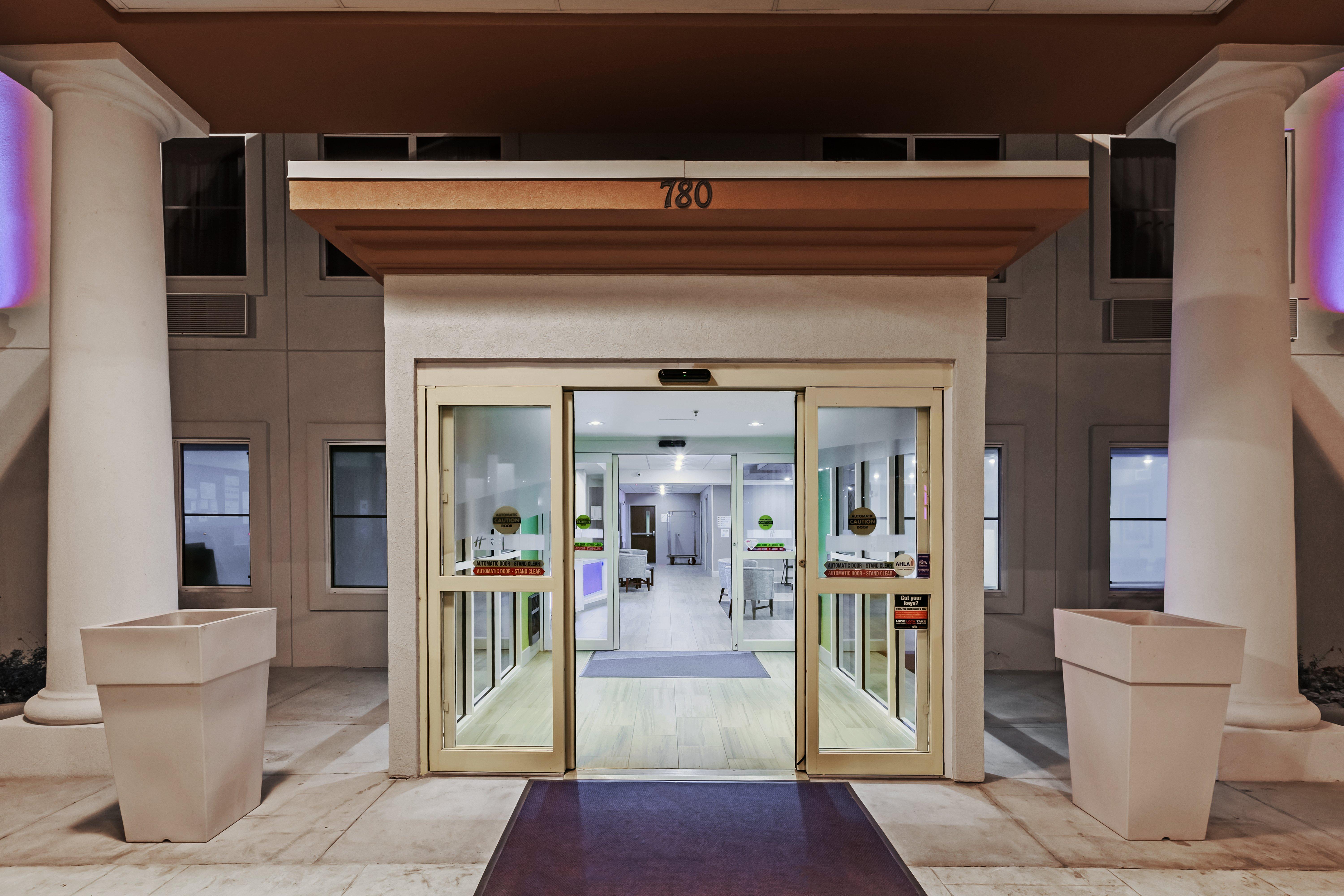 Holiday Inn Express Hotel & Suites Dallas Lewisville By Ihg Esterno foto