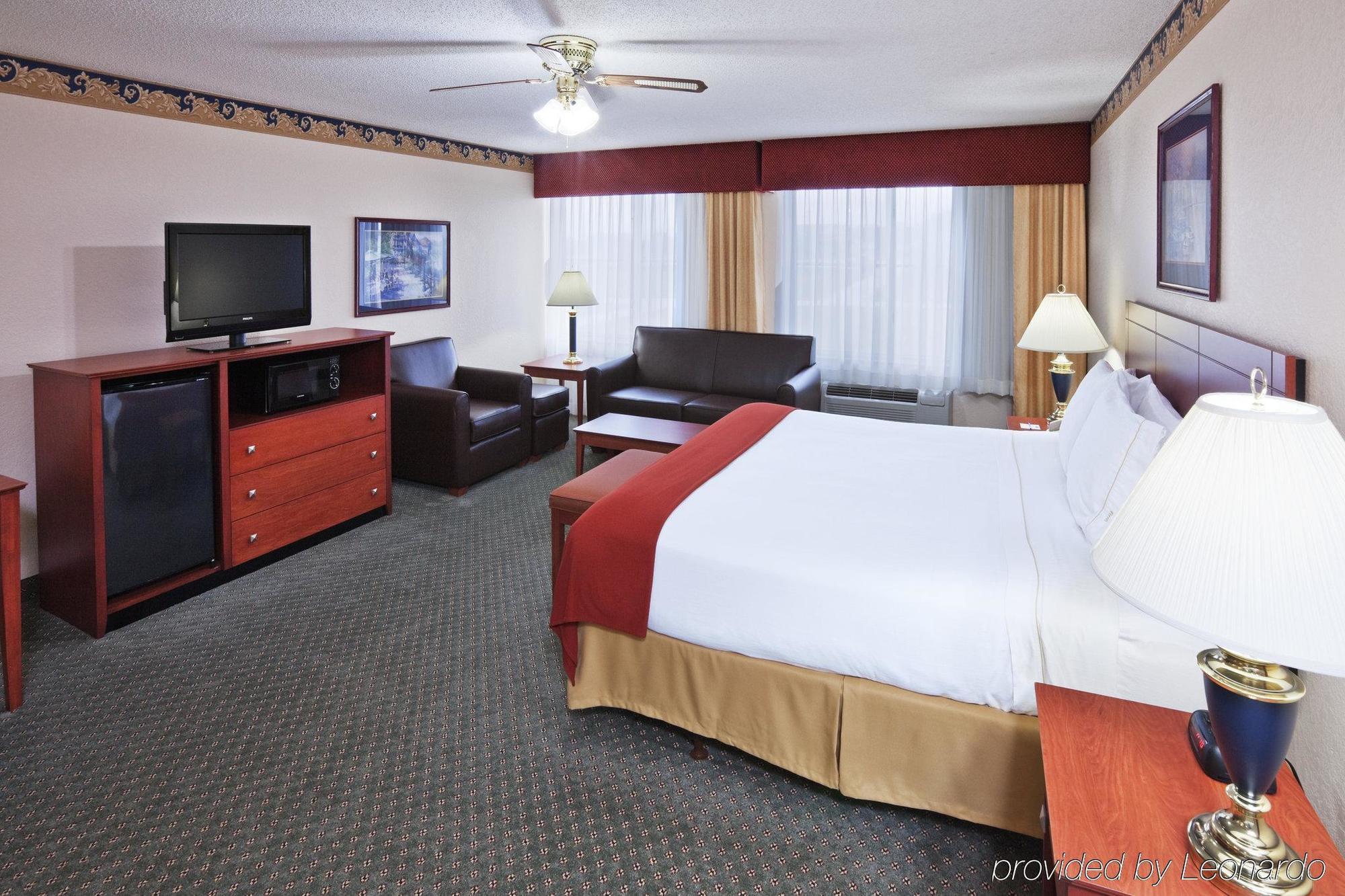 Holiday Inn Express Hotel & Suites Dallas Lewisville By Ihg Esterno foto